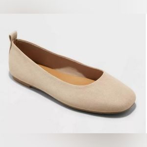 New Women's Universal Thread Taupe Blanca Flats
